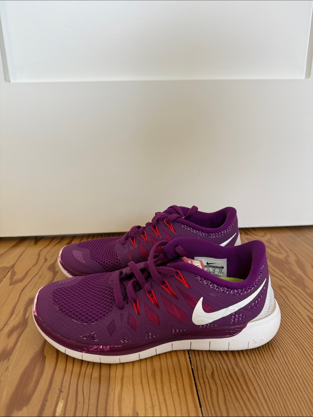 Nike Free 5.0 Purple and White Sneakers